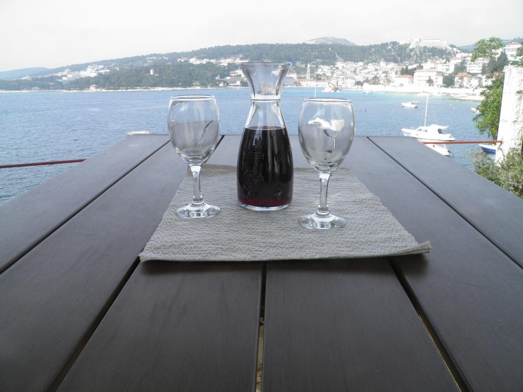 Apartman Radosic Đảo Hvar Ngoại thất bức ảnh